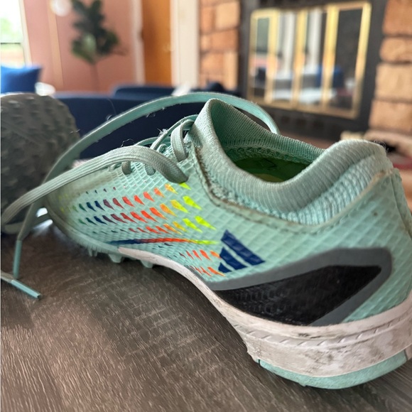 Girls soccer turf shoes. Great quality and used a few times. - Picture 5 of 5